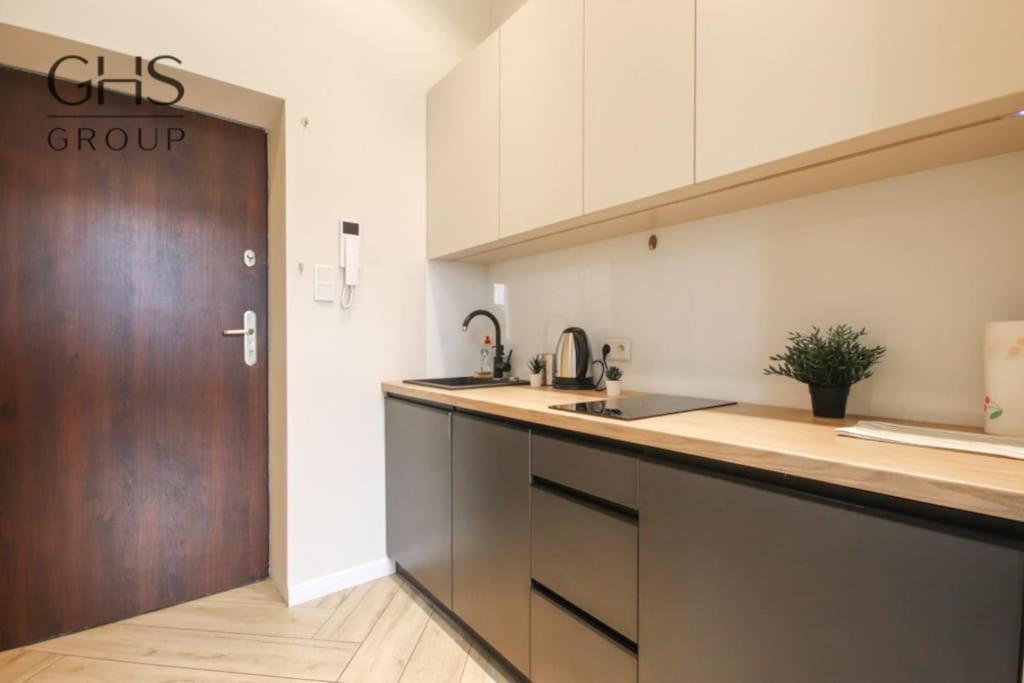 Piekny Apartament W Zabytkowej Kamienicy Krakow Exterior photo